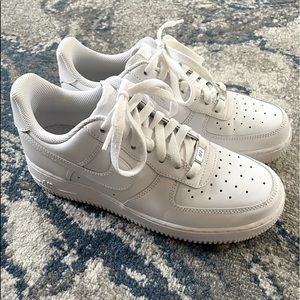 Nike Air Force 1 ‘07 Women’s Shoe 8.5